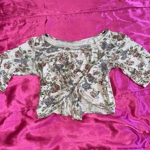 Forever 21 Floral Crop Top 🥀